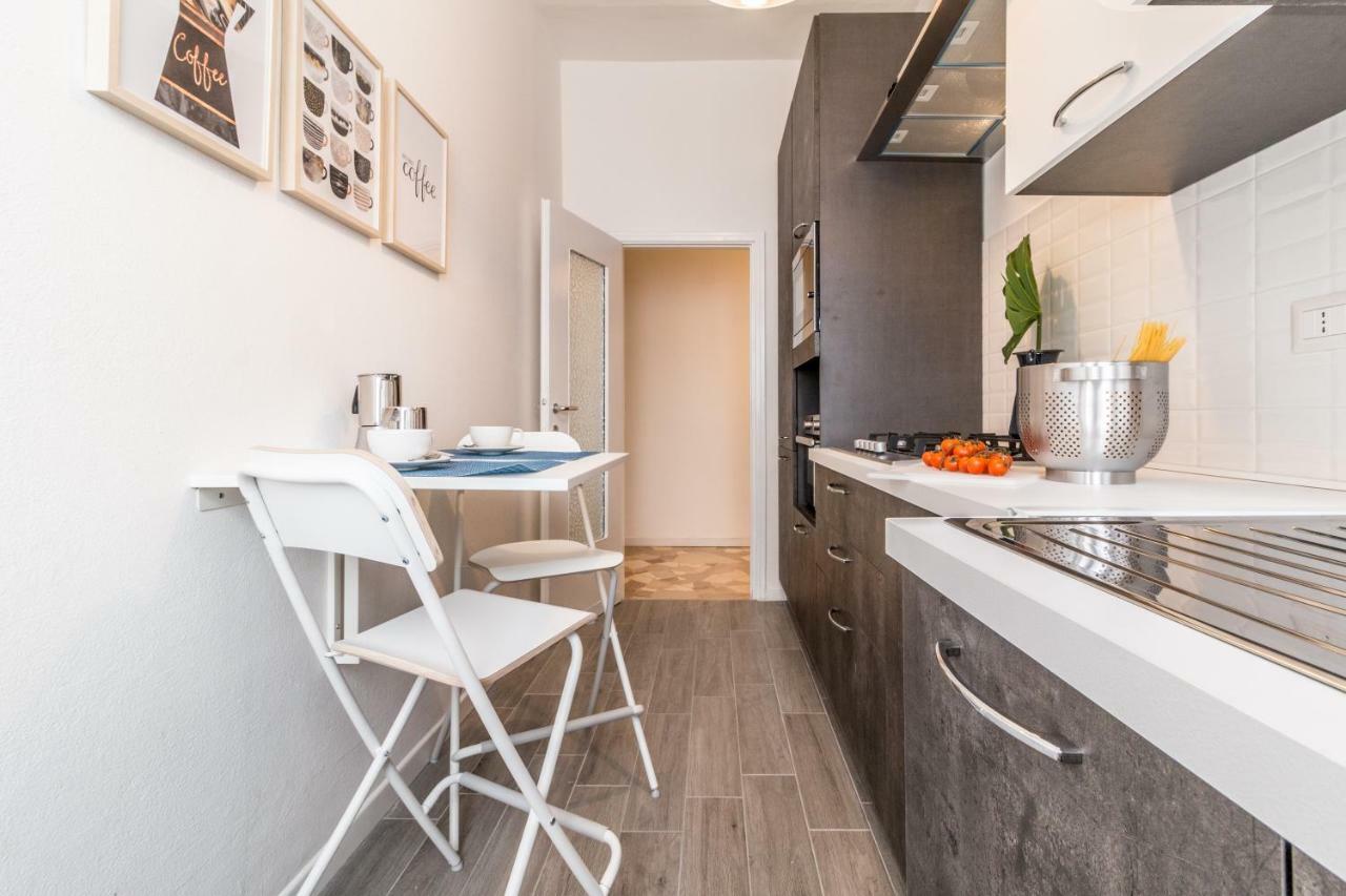 Joivy Modern 1-Bed Flat With Balcony In Portello Milano Exterior foto